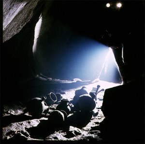 Cristian-Lascu-Prehistoric-Burial-Site-Apuseni-Range-Fotografi-Romani